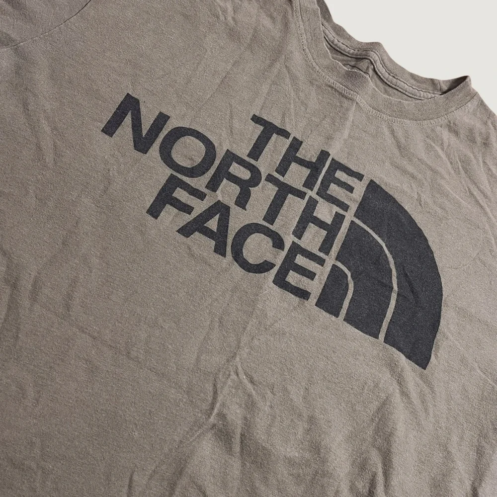 The North Face Mens Graphic T-Shirt Olive Green Logo Tee Size Medium